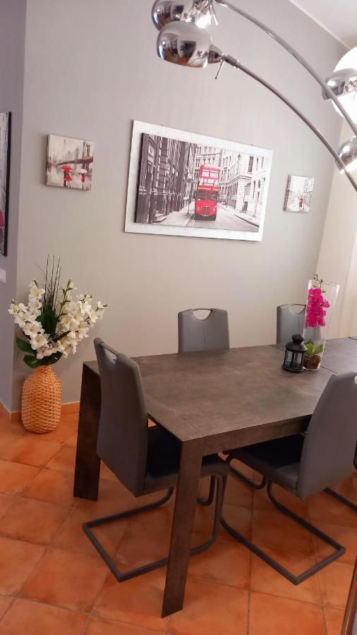 Villa Vittorio Infernetto ภายนอก รูปภาพ
