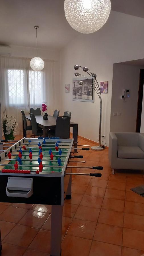 Villa Vittorio Infernetto ภายนอก รูปภาพ