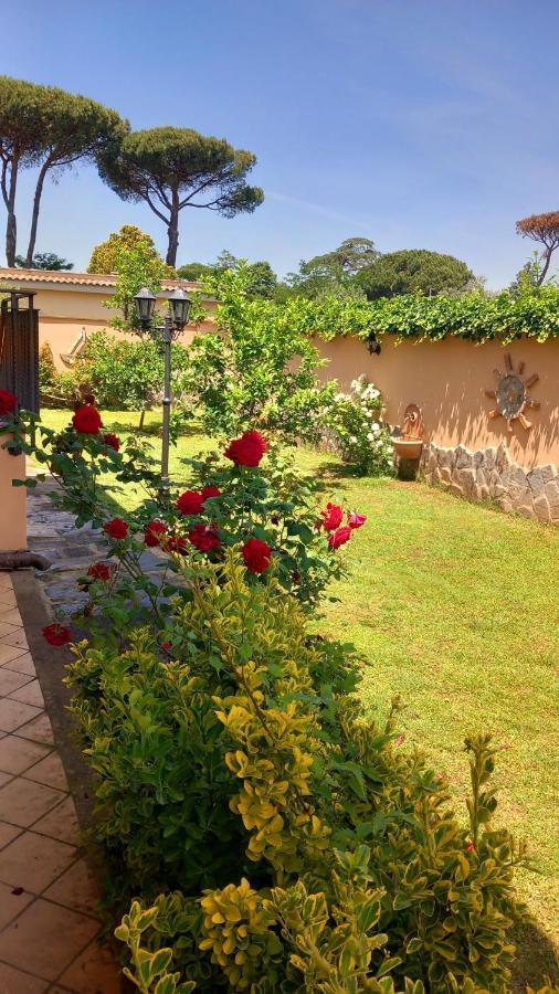 Villa Vittorio Infernetto ภายนอก รูปภาพ