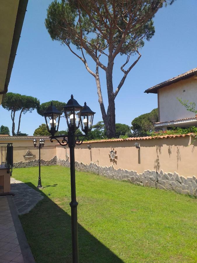 Villa Vittorio Infernetto ภายนอก รูปภาพ