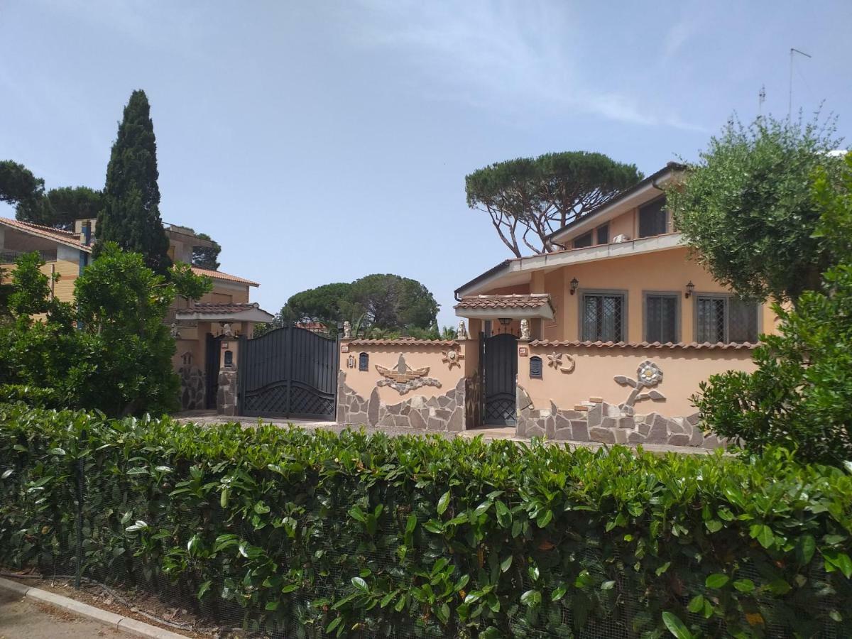 Villa Vittorio Infernetto ภายนอก รูปภาพ
