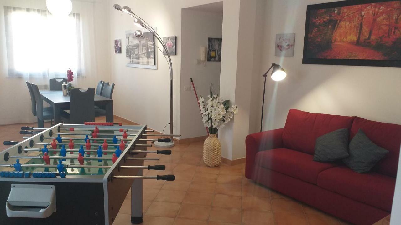 Villa Vittorio Infernetto ภายนอก รูปภาพ