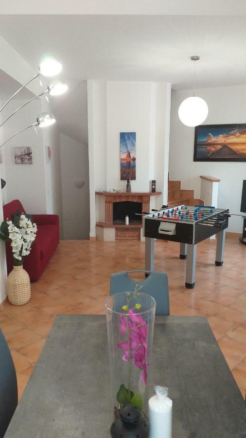 Villa Vittorio Infernetto ภายนอก รูปภาพ